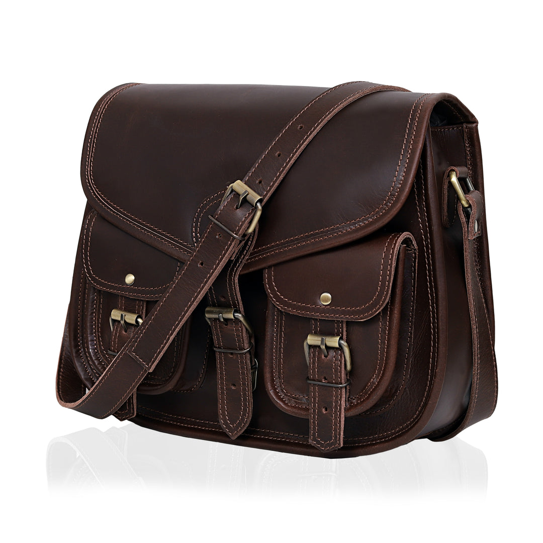 Wild Mount West brown leather messenger bag