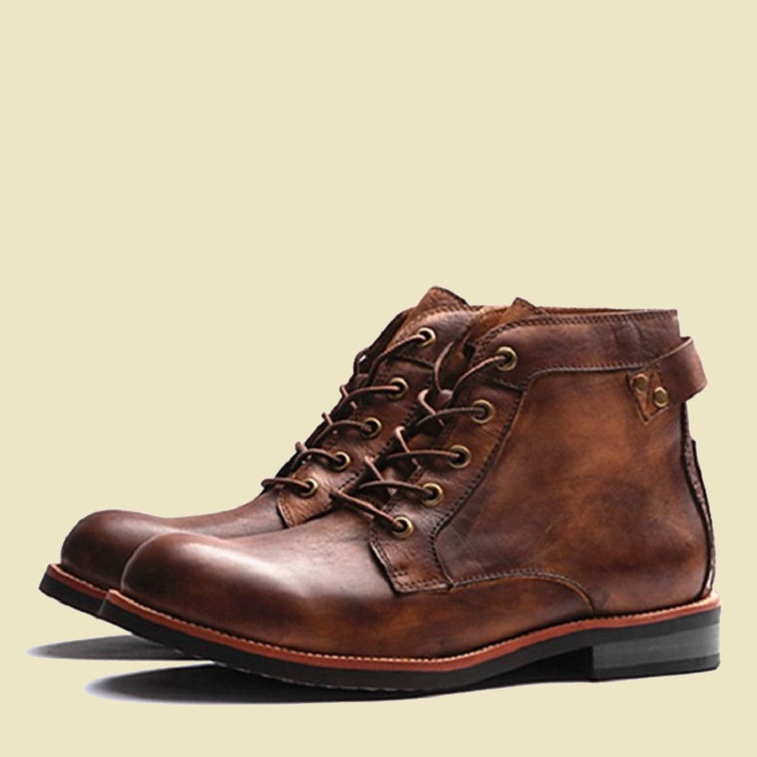 Truman Cowboy Short Leather Boot