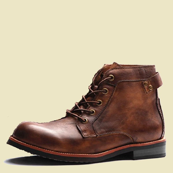 Truman Cowboy Short Leather Boot